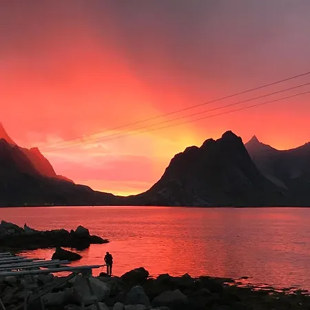Valen, Reine Villa Moskenes